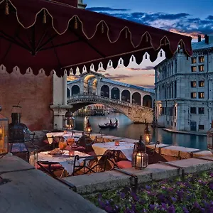Отель Al Ponte Antico, Венеция