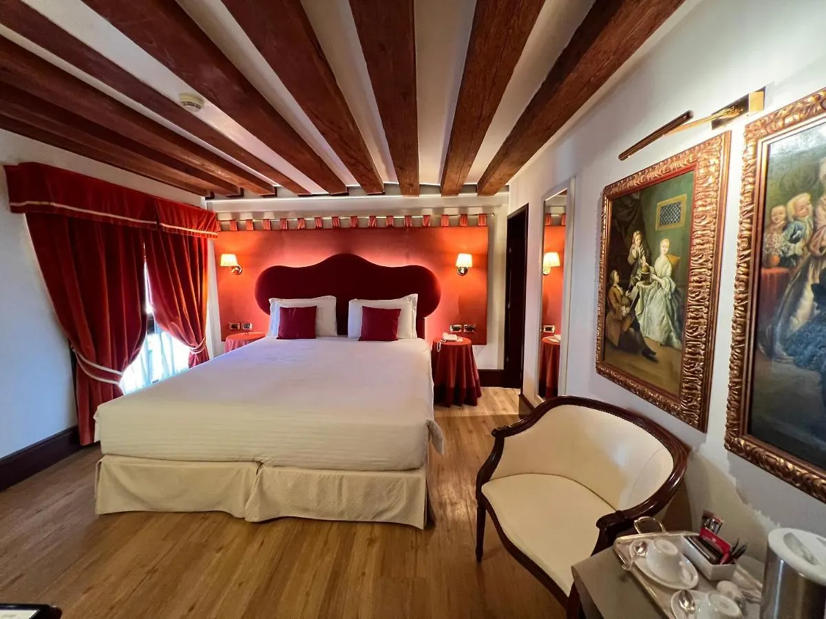 ****  Ruzzini Palace Hotel Benátky Itálie